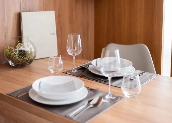 Апартаменты Luxury & Air-conditioned Osko Near The Center *