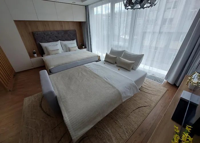 Luxury & Air-conditioned Osko Near The Center Апартаменты Прага