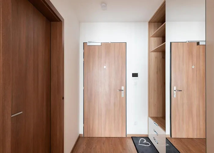 Luxury & Air-conditioned Osko Near The Center Prague
